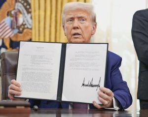 トランプ高関税発動 トランプ高関税発動